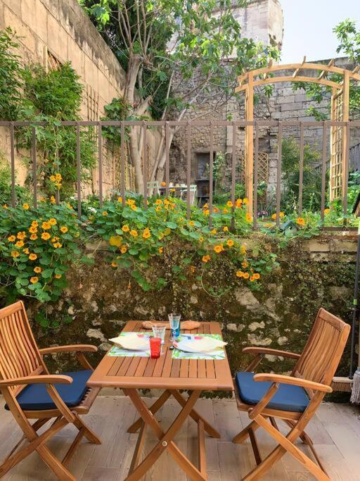 Апартаменти Capucines, Un Jardin Secret Dans Le Centre Historique Арль Екстер'єр фото
